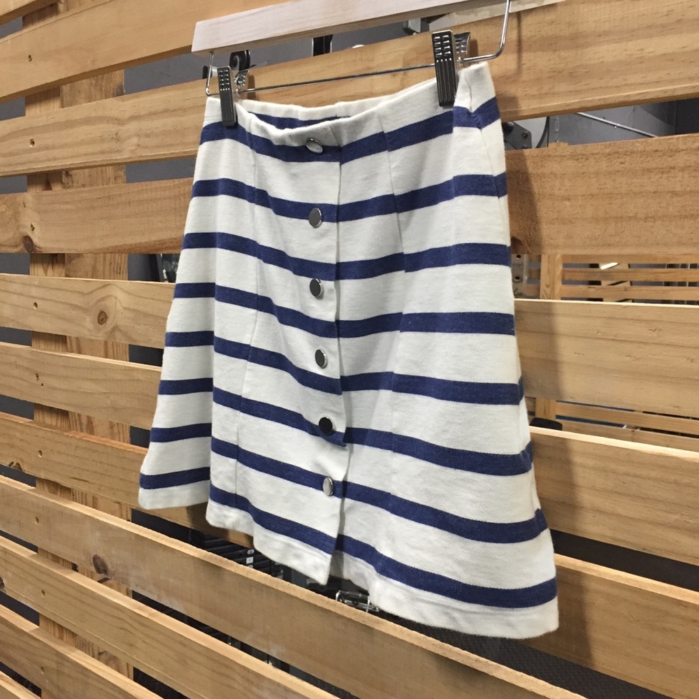 Small Zara Skirt wirh Blue Stripes